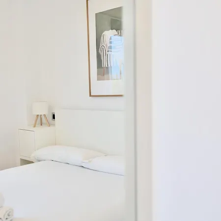 Noteliving - Cueto Garden House Дом отдыха Сантандер