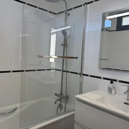 Дом отдыха Noteliving - Cueto Garden House Сантандер